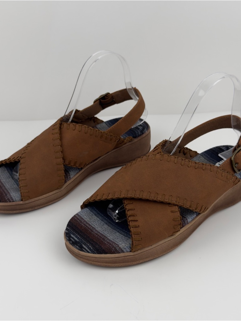 Muk Luks Brown Slingback Sandals Womens Sz 8 Summer Casual - Picture 4 of 9
